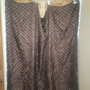 Louis Vuitton Love Birds Scarf.